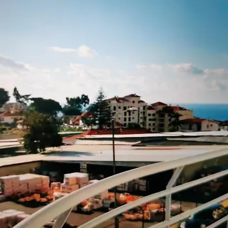 Bonito E Muito Confortavel ベッド・アンド・ブレックファスト フンシャル